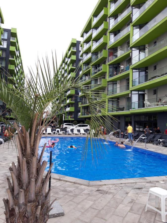 Melissa Alezzi Apartment *